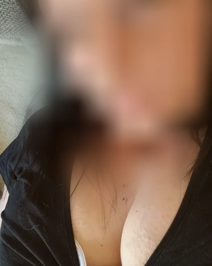 Yasmine, 34 anni